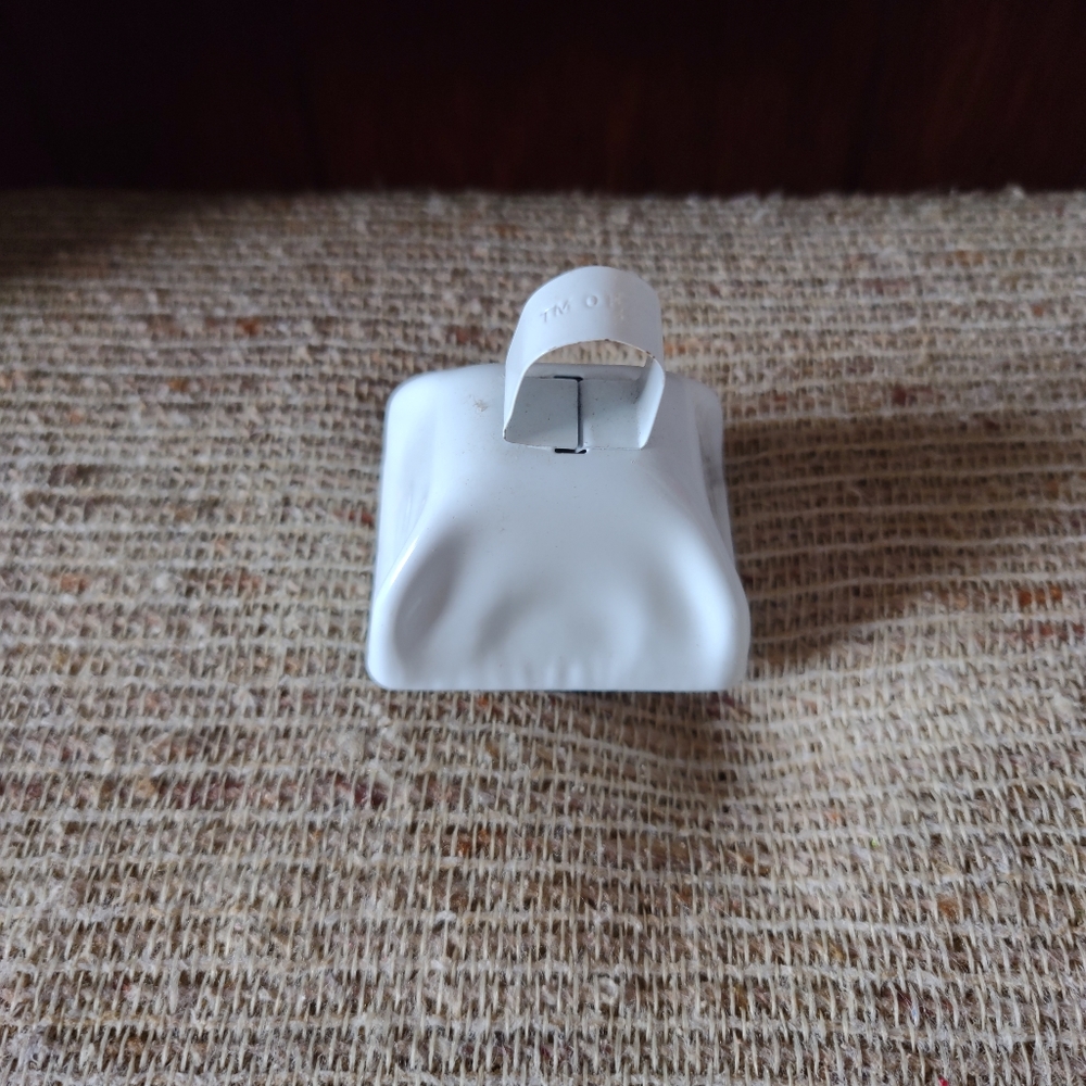 WHITE DINNER OR OTHER BELL.